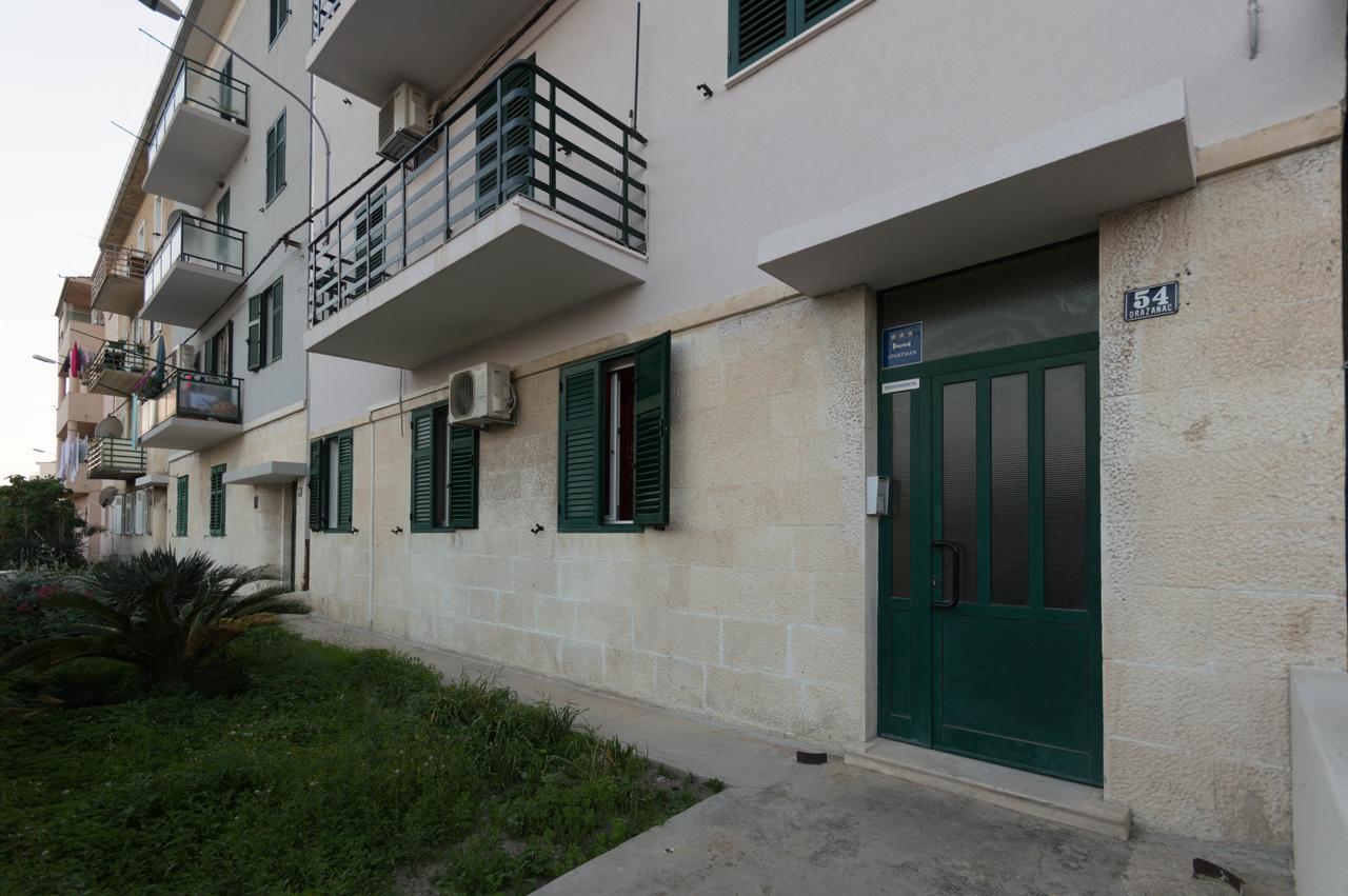 Apartment Leo สปลิท ภายนอก รูปภาพ