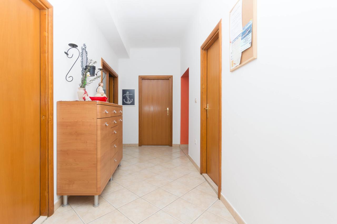 Apartment Leo สปลิท ภายนอก รูปภาพ