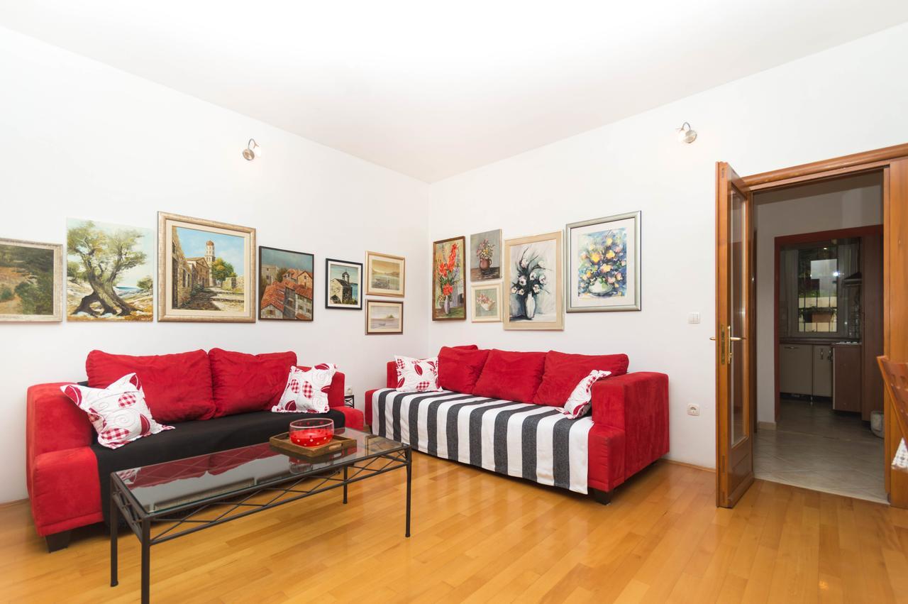 Apartment Leo สปลิท ภายนอก รูปภาพ
