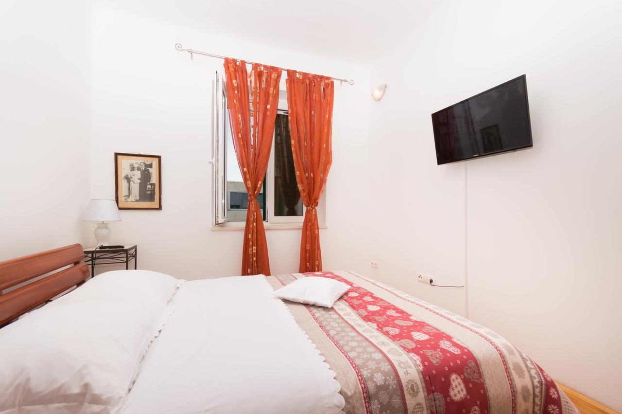 Apartment Leo สปลิท ภายนอก รูปภาพ